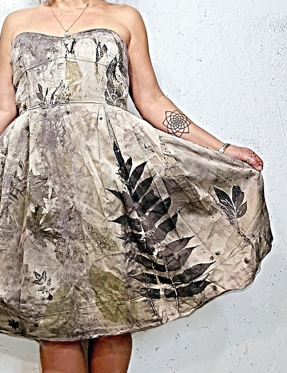 Dye Your Own Clothing - Eco Print Workshop WINTER 2027 TBA