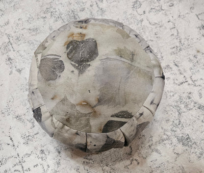 Meditation pillow. Rusty plants