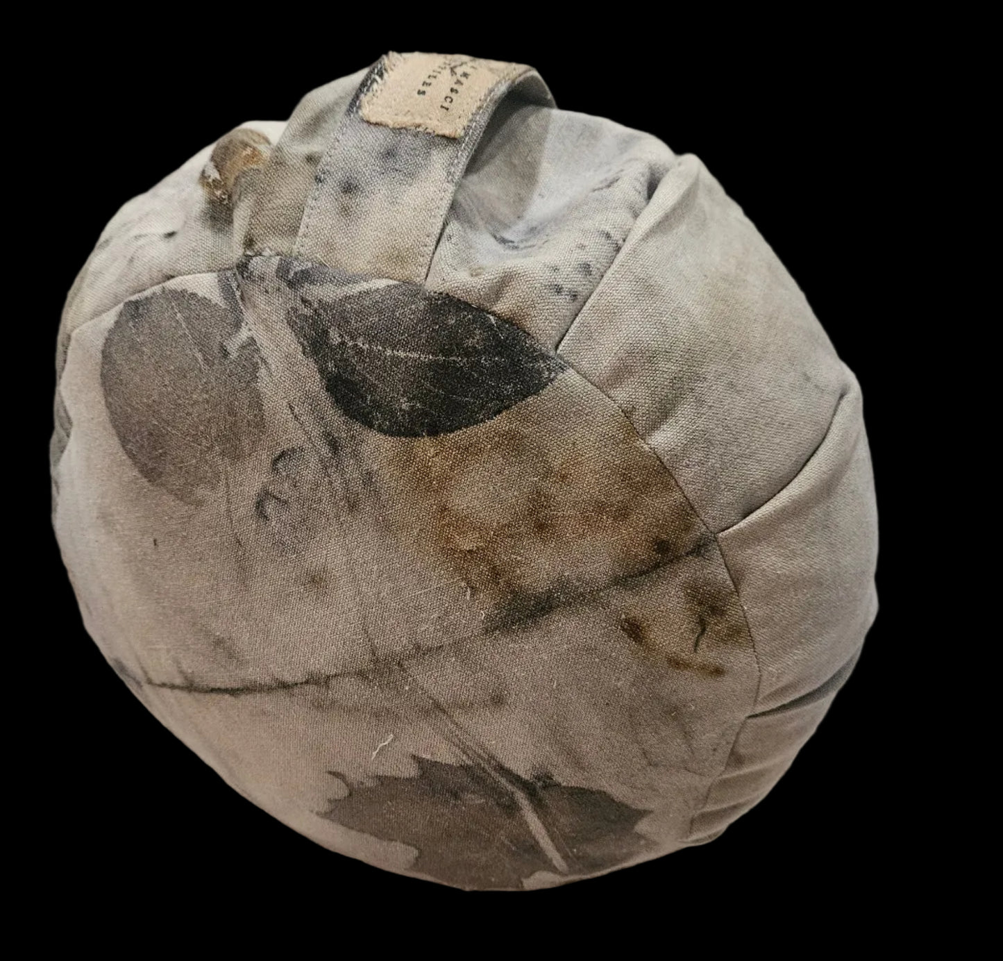 Meditation pillow. Rusty plants